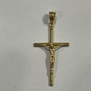14Kt Gold Crucifix Pendant